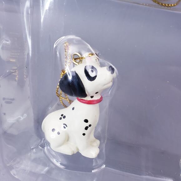 Disney's Christmas Ornament Collection Ornament Set Book 101 Dalmatians Complete - Picture 14 of 16